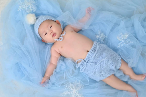 衡东孕妇肚子上长红点